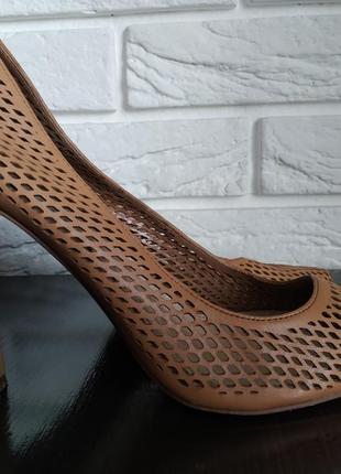Туфлі vince camuto