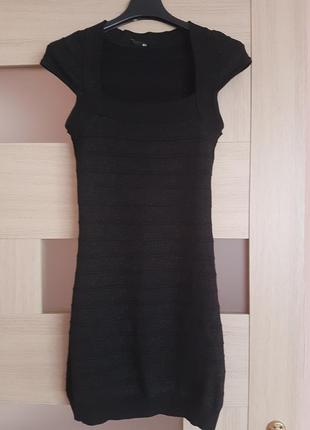 Коктейльное платье мини с люрексом.1 фото