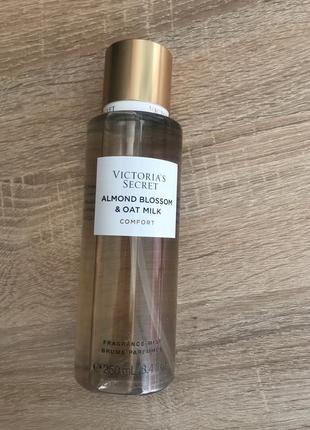 Парфюмированный спрей для тела almond blossom & oat milk victoria's secret оригинал 250 ml