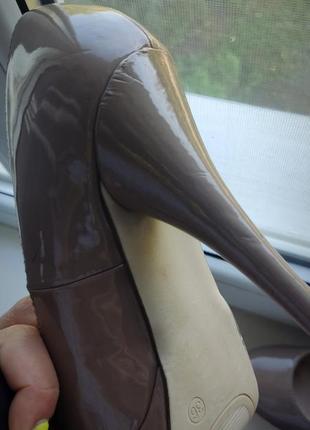 Женские лаковые каблуки, 36 размер, 23 см.8 фото