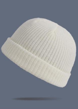 Шапка докер, докерка, укорочена шапка вище вух, рибальське шапка, коротка шапка колір білий2 фото
