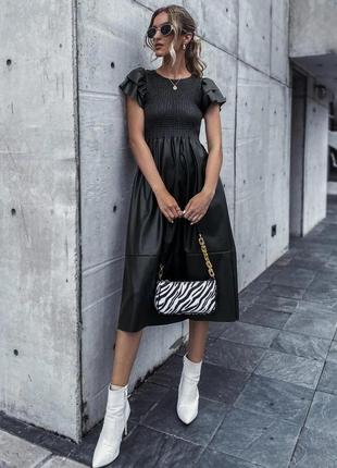 Zara черное платье из искусственной кожи3 фото