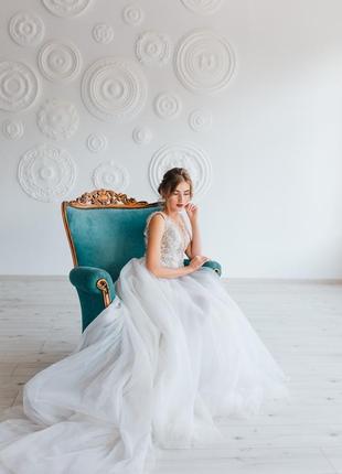Свадебное платье с сеткой5 фото