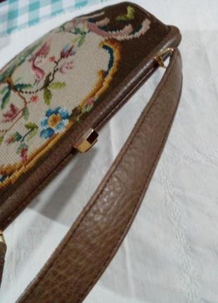 Шикарная винтажная коллекционная кожаная сумка с вышивкой раритет!!!4 фото