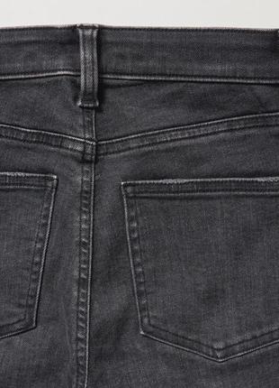 Жіночі джинси uniqlo з ефектом потертості4 фото
