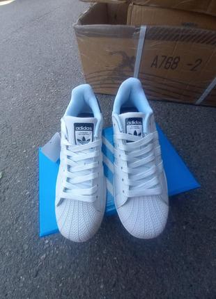 Женские кроссовки Hoodie adidas superstar белые кожаные2 фото