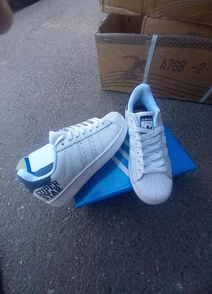 Женские кроссовки Hoodie adidas superstar белые кожаные3 фото