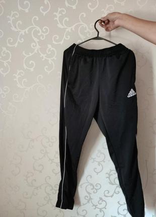 Брюки adidas оригинальные3 фото