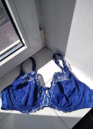 Бюстгальтер flora