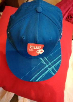 Бейсболка.