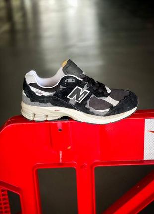 New balance 2002r "protection pack black"