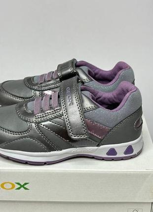 Детские кроссовки  geox pavlis  25 размер девочке