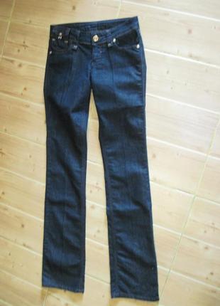 Стрейч. джинсы "burberry" р.26 высокий рост.2 фото