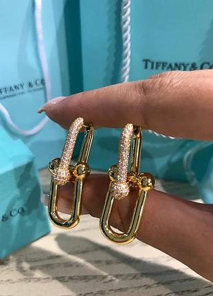 Брендовые серьги