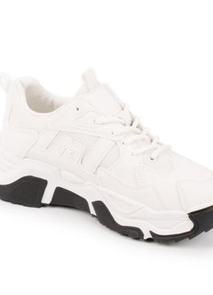 Стильні білі кросівки на платформі модні кроси сітка4 фото