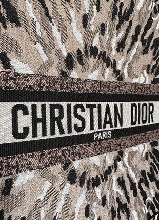 Шикарные женские сумки christian dior9 фото