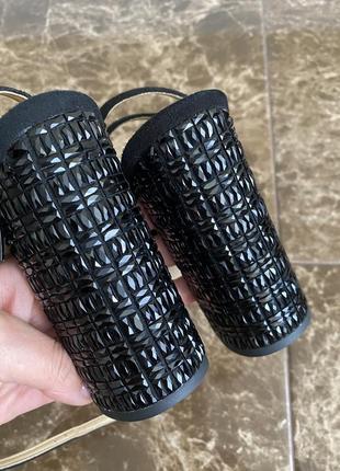 Босоножки черные замшевые кожаные на шикорих каблуках michael kors massimo dutti zara5 фото