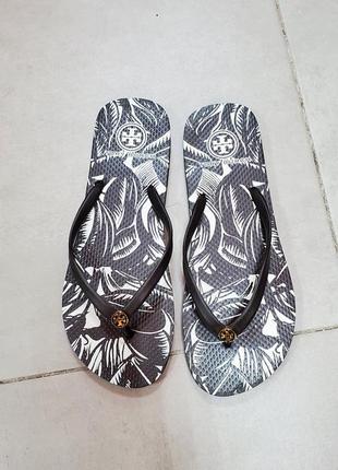 В'єтнамки tory burch