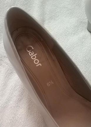 Классные серебристые ботинки gabor5 фото
