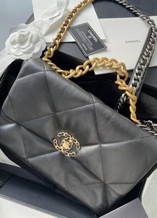 Сумка на цепочке chanel 19 flap bag