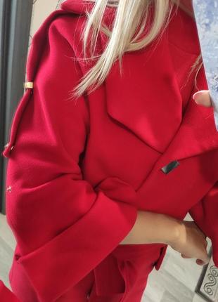 Кашемировое красное пальто8 фото