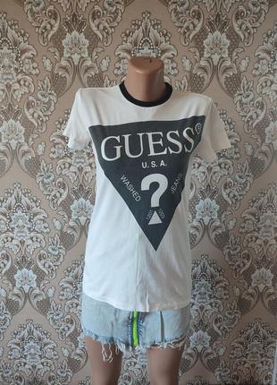 Базовая фирменная футболка с большим лого guess3 фото