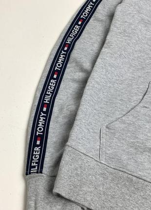 Tommy hilfiger толстовка женская, tommy hilfiger худи с лампасами, женская толстовка tommy hilfiger, кофта tommy hilfiger5 фото