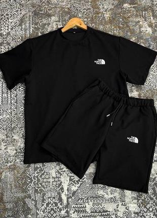 Мужской летний комплект the north face в черном цвете, стильный и удобный комплект на каждый день