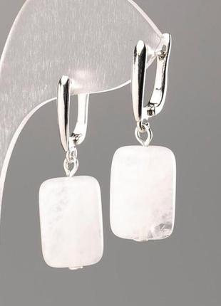 Серьги из натурального камня горный хрусталь d-18х13 мм+-