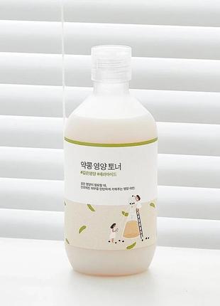 Поживний тонер з екстрактом чорних соєвих бобів round lab soybean nourishing toner 300 ml