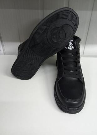 Ботинки кросівки чоловічі чорні демісезонні і-4511 . розміри: 41;42;43;44;45;46.6 фото