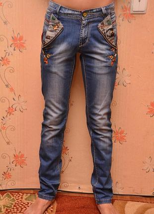 Джинсы