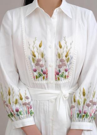Льняна сукня з ручною вишивкою «зачарована 2»7 фото