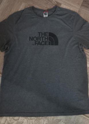 Базовая футболка от the north face