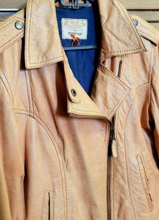 Винтажная кожаная куртка stradivarius / винтажная кожаная косуха1 фото