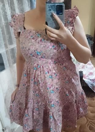 Платье в цветы