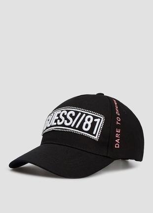 Кепка guess