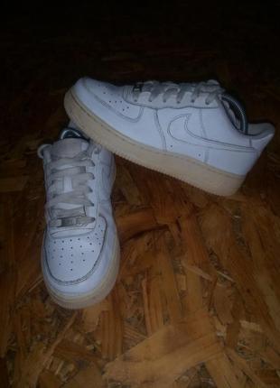 Кожаные кроссовки крассовки nike air force 11 фото