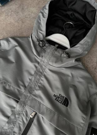 Чоловіча вітровка the north face2 фото