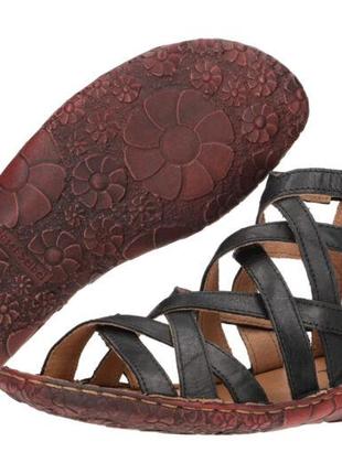Мегакрутезні стильні чорні зручні сандалі дизайнер josef seibel натуральна шкіра нові 41/42 кожание3 фото
