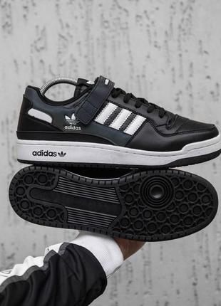 Чоловічі кросівки adidas1 фото