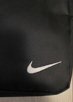 Месенджери nike,the north face, puma 5