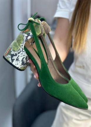 Эксклюзивные туфли лодочки из итальянской кожи и замши женские на каблуке1 фото
