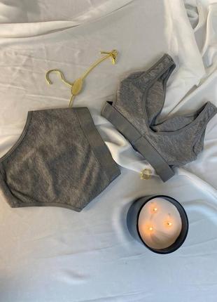 Зручний комплект нижньої жіночої білизни в рубчик к6615