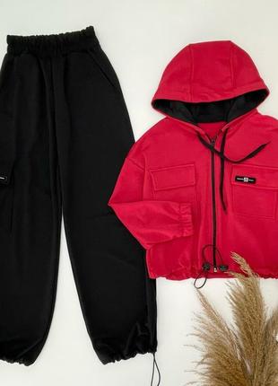 Стильный спортивный костюм для девочки