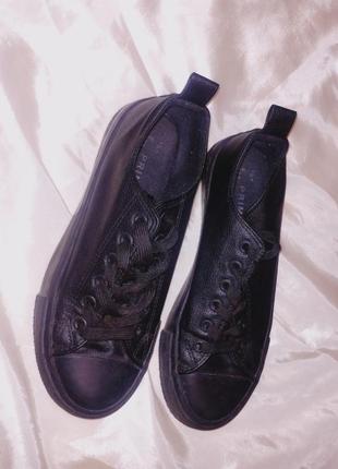 Женские кожаные черные кроссовки1 фото