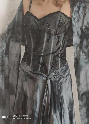 Сукня куплена в італії, нереально гарне шовкове плаття, одягнене один раз