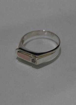 Перстень срібний із золотою напайкою та фіанітом чоловічий4 фото
