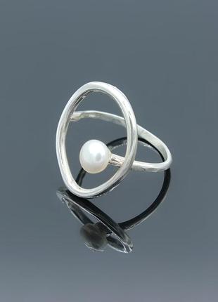 Срібна каблучка перстень перлина з цікавим мінімалістичним дизайном