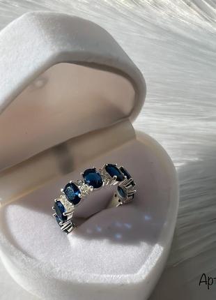 Набір срібні сережки та каблучка з синіми фіанітами7 фото